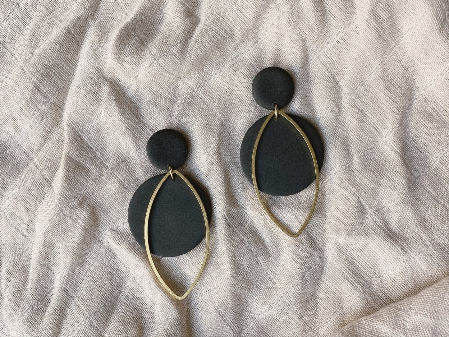 Harper Earrings - Black